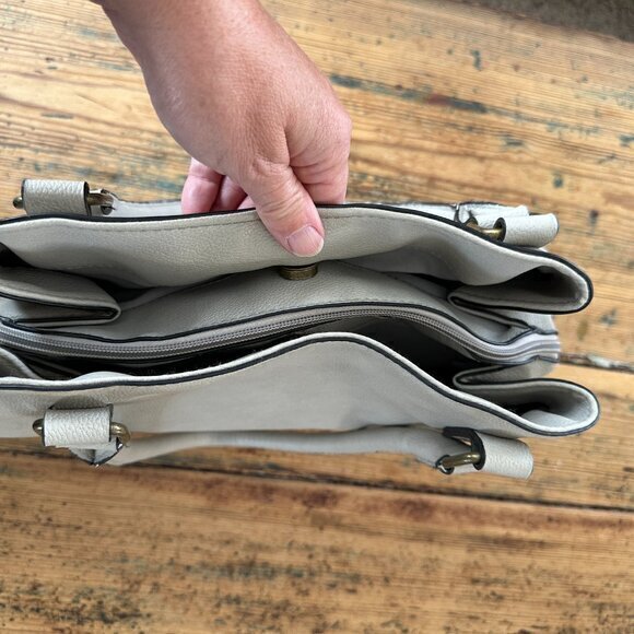 Off White Shoulder Purse, shoulder purse, womens purse, off white purse - Picture 5 of 12